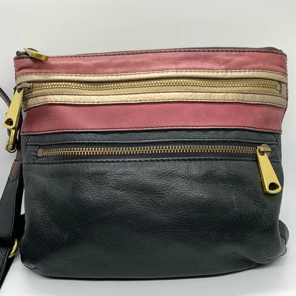 Vintage Fossil Black Burgundy Explorer Leather Patchwork Crossbody Bag - Picture 4 of 16